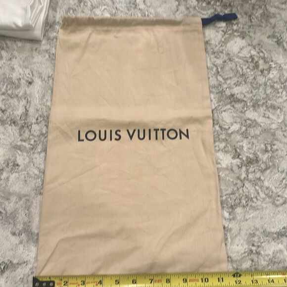 ✨ Louis Vuitton Dust Bag - 19”x11” - Picture 3 of 3